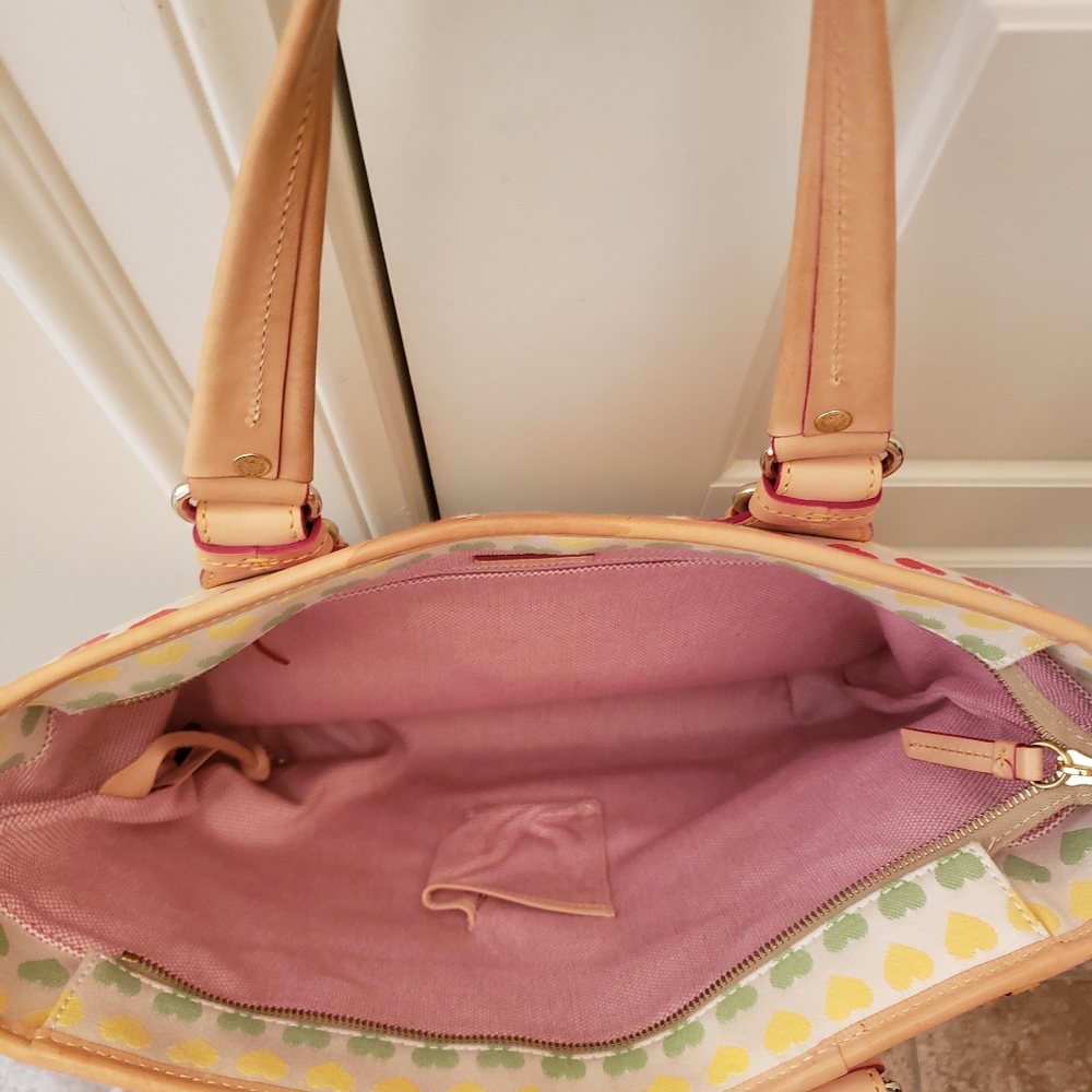 Dooney & Bourke Heart Tote - Picture 4 of 14